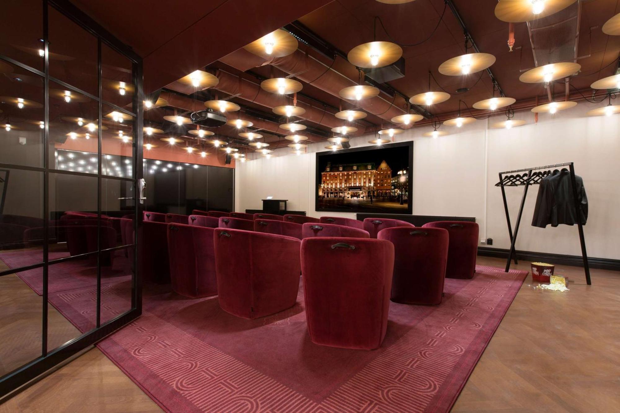 Hotel Haymarket By Scandic 4*